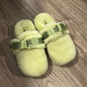 New UGG slippers size 7